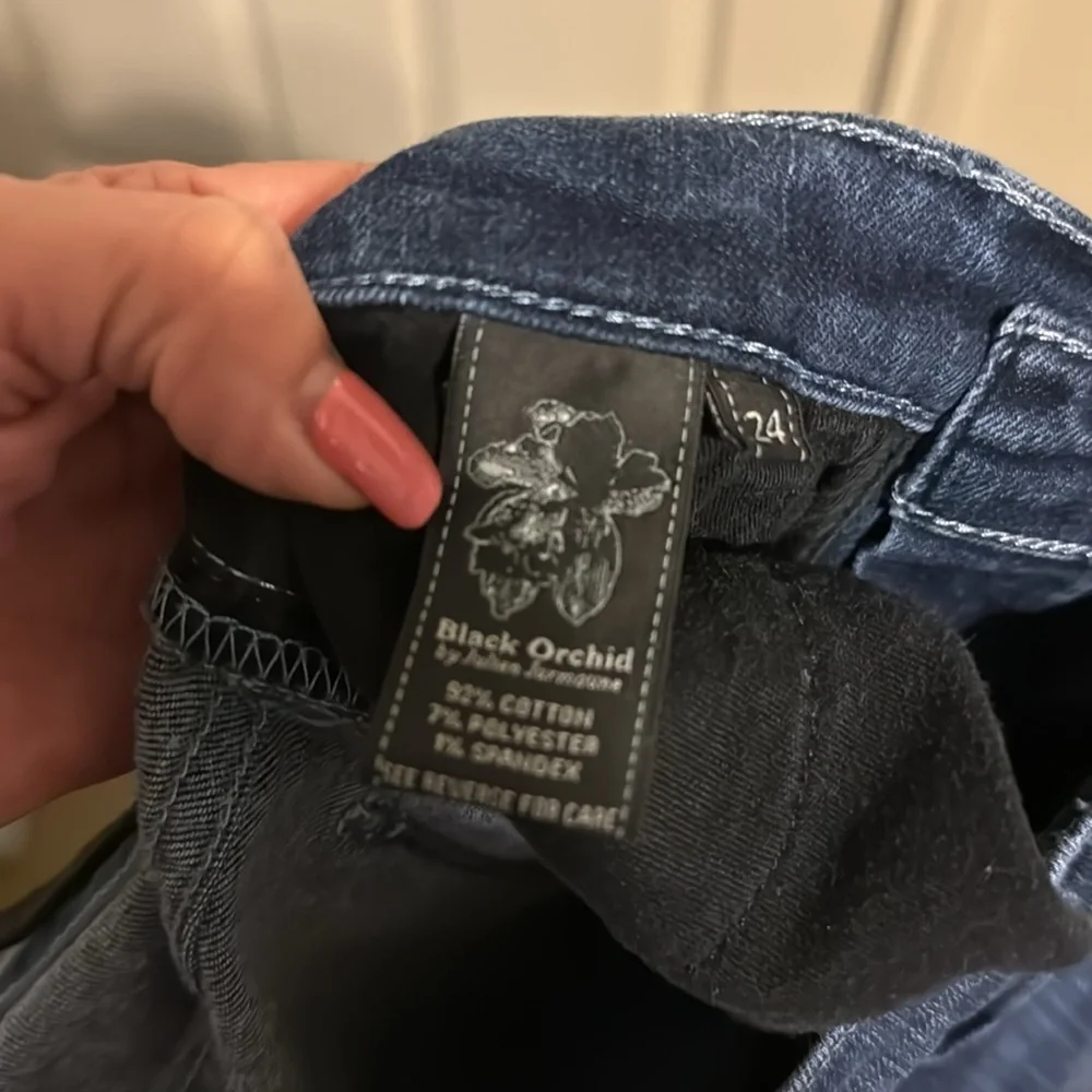 Black Orchid skinny jeans. Size 24